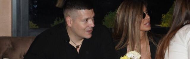 GDE STE DA NAS DOČEKATE NA GAZELI?! Slobina Jelena zasmejala sve nakon sletanja u Beograd! (FOTO)