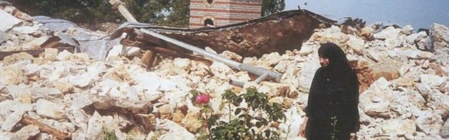 NE, NISU KRIVI ALBANCI, OVO JE MASLO ZAPADA! Proteraš Srbe, one koje ostanu tučeš, ubijaš, pa ih onda OPTUŽIŠ ZA  GENOCID!