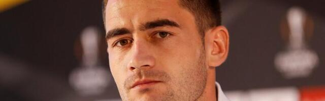 ŠTA MU SE DESILO? Zdjelar "preko noći" ostario "20 godina" (FOTO)