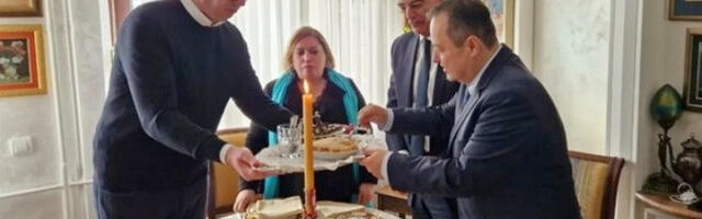 Вучић на Светог Николу угостио два министра,упутио честитке свима који данас славе