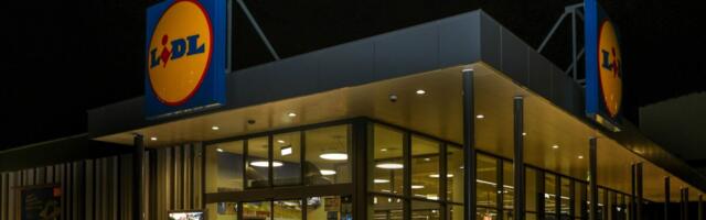 LIDL juče u mraku: Podrška inicijativi „SAT ZA NAŠU  PLANETU“