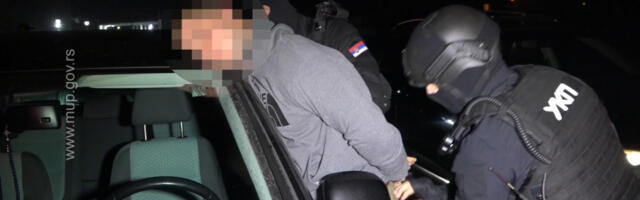 PRIPADNIK UKP-a OSUMNJIČEN DA JE ODAO „STROGO POVERLJIVE“ INFORMACIJE Našli mu i drogu, sada podignuta optužnica