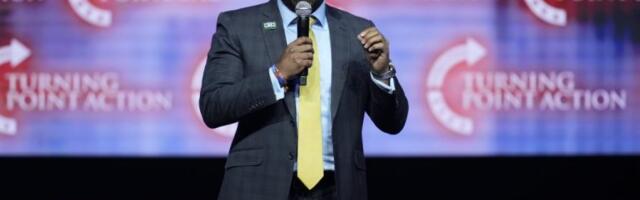 OPTUŽUJU GA DA JE TEŽAK ALKOHOLIČAR! Demokrate traže od direktora FBI da hitno ide na test