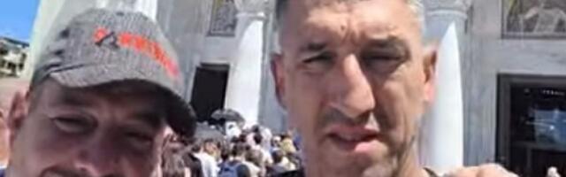 Kristijan Golubović ispred Hrama Svetog Save: Došao da celiva Pojas Presvete Bogorodice i iznenadio okupljene