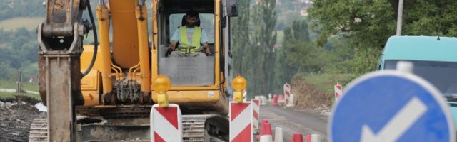 (VIDEO) SRBIJIO, GLEDAJ OVO! AUTO-PUT OD PRELJINE DO POŽEGE! Jedna od najtežih deonica iz vazduha! NIŠTA NE MOŽE ZAUSTAVITI NAŠE NEIMARE!