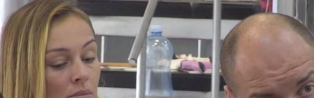 ŠOOK! ANABELA ATIJAS UŠLA U "ZADRUGU" TRUDNA?! Pevačica u blagoslovenom stanju, Gavrić primetio ovaj DETALJ, ona se ZALEDILA! (VIDEO)