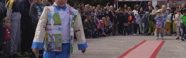 Održana eko modna revija za mališane u OŠ “Bubanjski heroji”