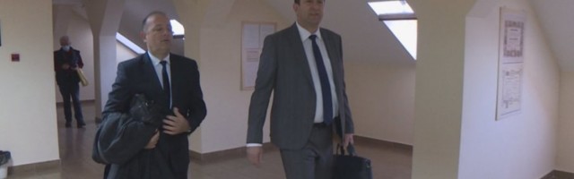 PRVI RADNI DAN Novi gradonačelnik Šapca došao na posao