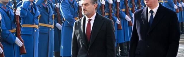 SVEČANI DOČEK ISPRED PALATE SRBIJA: Crveni tepih, himna i garda - Vučić dočekao predsednika Gruzije