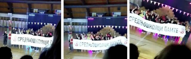 Skandal u šabačkoj gimnaziji: Evo šta su nam blokaderi uradili s decom - teško za gledati (VIDEO)