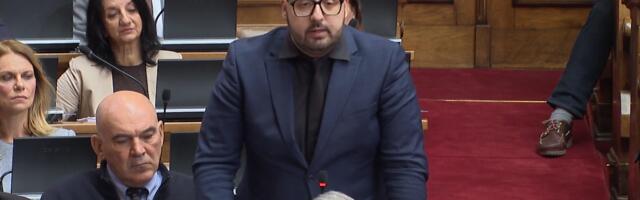 Janjić (SRCE) objavio kome je u Skupštini dozvoljeno da snima podkast