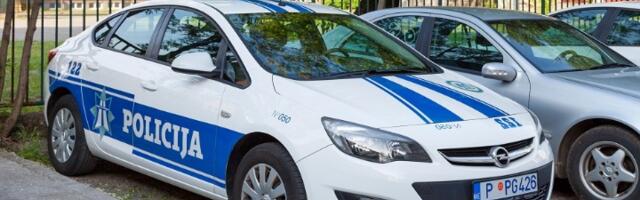 Šutirao i tukao suprugu i dve ćerke, pretio da će ih ubiti