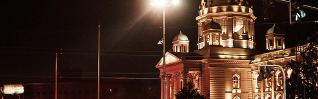 "Vlast u strahu od javnosti ne uvodi oštrije mere"