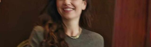 Anica Lazić bez brusa, ljudi pilje u ovaj prizor: Uhvaćena u cik zore, šta radi ona to? (FOTO)