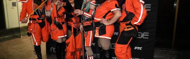 HAOS PRED FINALE PZE! Harem Girls i Ivana Krunić TRAKTOROM stižu ispred RTS, osvanuo ŠOK-SNIMAK! (VIDEO)