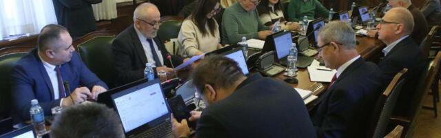 Rasprava Ilića i Bulatovića na sednici Odbora za poljoprivredu