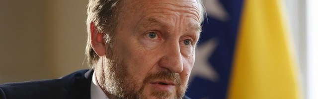 Izetbegović: Dodik forsiranjem priče o nezavisnosti RS može samo RAT da izazove