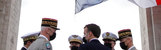 Šta je izazvalo pobunu američkih i francuskih generala?