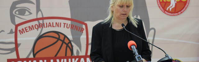 MOJI SINOVI JOVAN I VUKAN, UBIJENI SU, OTIŠLI SU ZAJEDNO Neutešna majka stradalih dečaka prvi put o najtežoj tragediji
