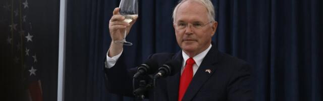 "Vuk na ovcu svoje pravo ima": Šta znači imenovanje Kristofera Hila na mesto savetnika "Pupin inicijative"