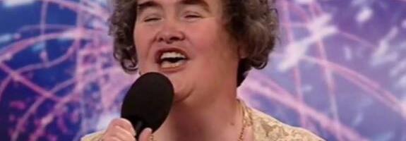 Bila je domaćica u dugovima, a danas je "teška" preko 40 miliona: Nije imala dečka do 53. godine, preživela moždani udar, a evo kako danas izgleda