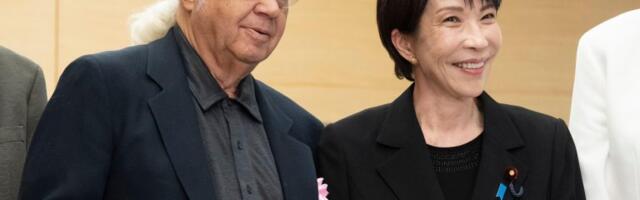 ‘Ti si moj bog’: Susret premijerke Japana i članova benda Dip Parpl