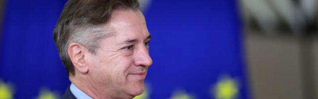 Роберт Голоб предвиђа брз крах нове словеначке владе