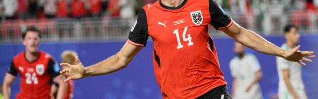 Najluđi meč SP! Srbin Saša Kalajdžić ušao u 95. minutu i dao gol za istorijski plasman Austrije u nokaut fazu!