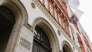 Dekani fakulteta Univerziteta u Novom Sadu osudili upad u Rektorat u Beogradu