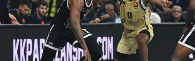 KRAĐA U ARENI Partizan žestoko oštećen protiv Barselone, neverovatno šta je uradio bivši kapiten crno-belih (VIDEO)