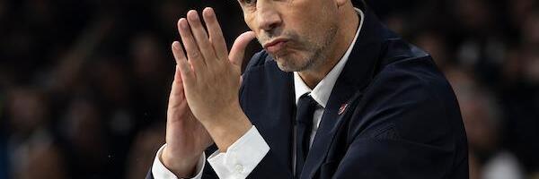 UŽIVO: Penjaroja se obraća navijačima Partizana! Svi čekaju da čuju novog trenera...