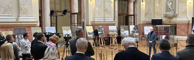 U Skupštini svađa o izložbi o Jasenovcu u holu i dolasku Tonina Picule