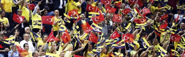 Evroliga kaznila Fenerbahče zbog transparenta na meču protiv Partizana (FOTO)