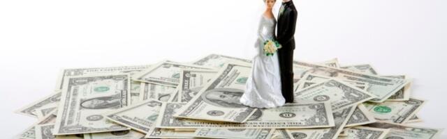 Da li ste stavili dovoljno novca u kovertu? Evo koliko treba da izdvojite za mladence