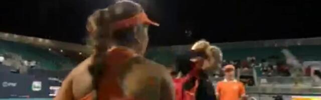 Grend slem šampionka ljutito izašla sa terena: Publika navijala protiv nje, protivnicu je ostavila u šoku!