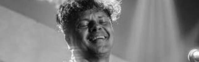 Da li ste spremni za spektakl? Legendarni bend Regina slavi 35 godina postojanja pred novosadskom publikom