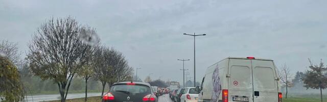 Radovi ne Keju i vlažni kolovozi: Šta se dešava u saobraćaju u Novom Sadu i okolini