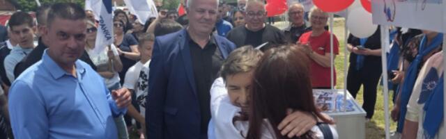 "Hvala Aleksincu na ljubavi i podršci!" Ana Brnabić: Nastavljamo borbu za Srbiju (FOTO)