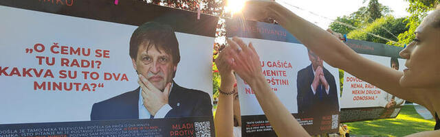 Izložba izjava Vučića i Gašića