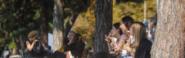 DANAS SUNČANO I TOPLO, krajem dana SLEDI PREOKRET! Evo kakvo nas vreme čeka naredne sedmice