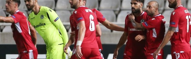 Omonija dala gol s pola terena, Malen za preokret u 90+2; Napoli slavio na Anoeti