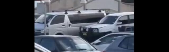 HOROR na poznatoj plaži: Napadači otvorili vatru, stotine ljudi u panici bežalo (VIDEO)