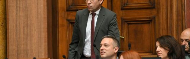 Veselinović (ZLF): Nemamo luksuz da se delimo. Podrška studentskoj listi odgovor na Vučićeve dimne zavese