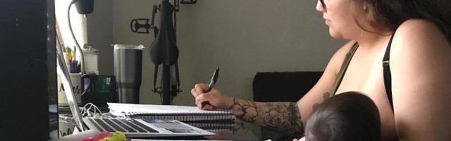 Zabranio studentkinji da doji bebu tokom onlajn nastave: Profesor razljutio ljude širom sveta (FOTO)