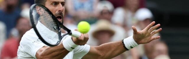 Novak Đoković ubedljivo izgubio u trećem setu