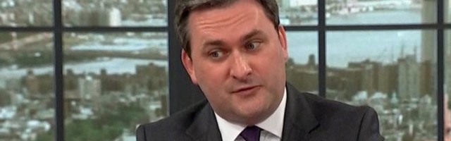 SRBIJI NIJE DOZVOLJENO ŠTO I DRUGIMA! Selaković:  Nemojte nam držati pridike o logorima, vi koji niste raščistili stvari od pre 80 godina!