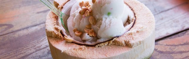 Ledena poslastica od voća i orašastih plodova