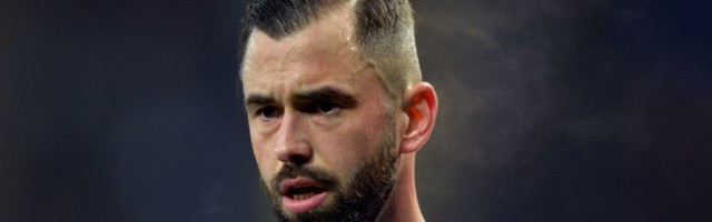 Stiven Defur se vratio u dečački klub, neće imati platu već bonuse za igre