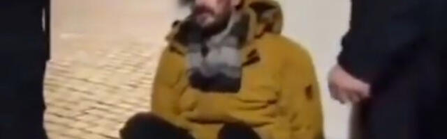 STUDENT OD 27 GODINA, FIRMA U STEČAJU Ko je blokader koji je nožem ranio čoveka ispred Skupštine Srbije