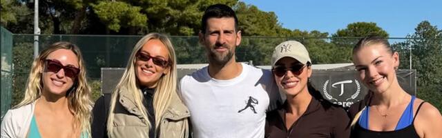 Svi se pitaju ko su četiri lepotice sa kojima se slikao Novak Đoković /FOTO/